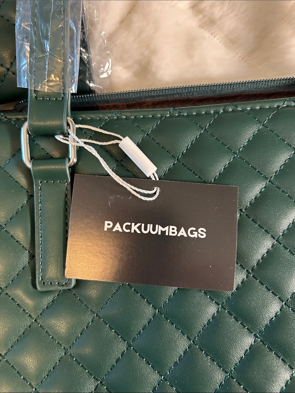 Packuum Green 3 in 1 Work or Travel Tote Bag with Wristlet - Picture 2 of 14